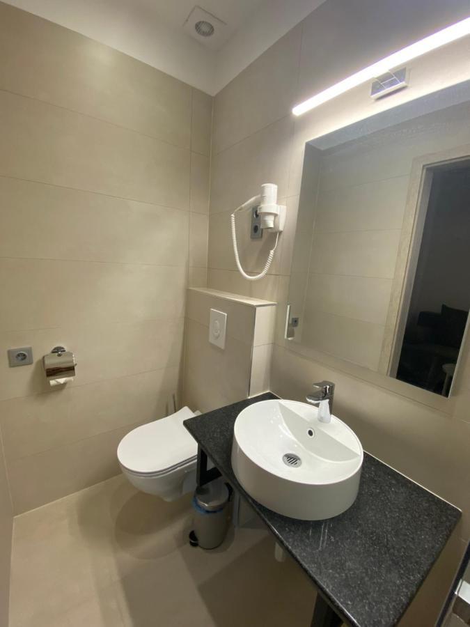 Peto Apartman Gyor Luaran gambar