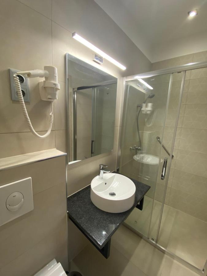 Peto Apartman Gyor Luaran gambar